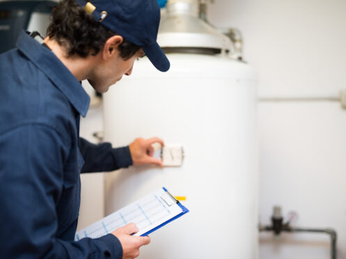 The Difference Between a Traditional Water Heater and Tankless Water Heater